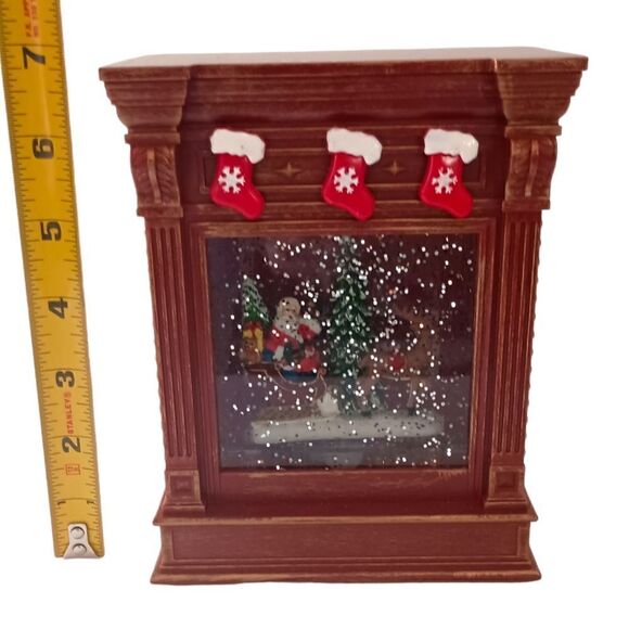 Fireplace Lighted Snow Globe LED Santa Sled Mantel Reindeer Y2K Christmas Winter - Picture 3 of 16
